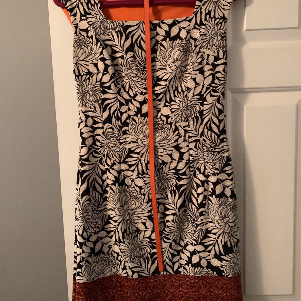 Dress - Picture 4 of 5